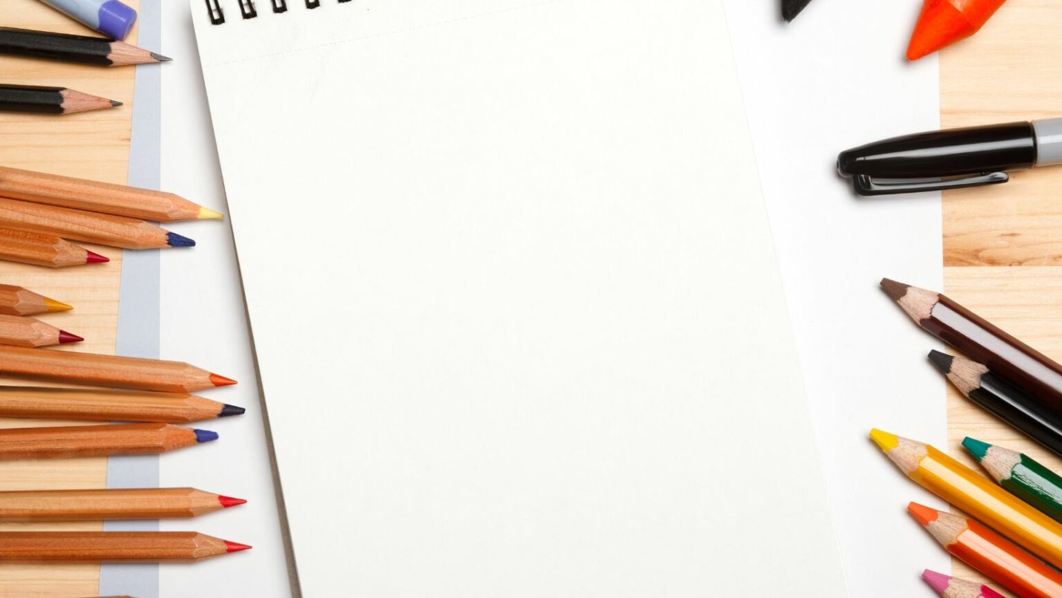 Creating Visually Dynamic Artworks A Picture Composed of Straight and