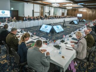 kerjasama yang diadakan para menteri pada pertemuan defence ministers meeting admm membahas bidang