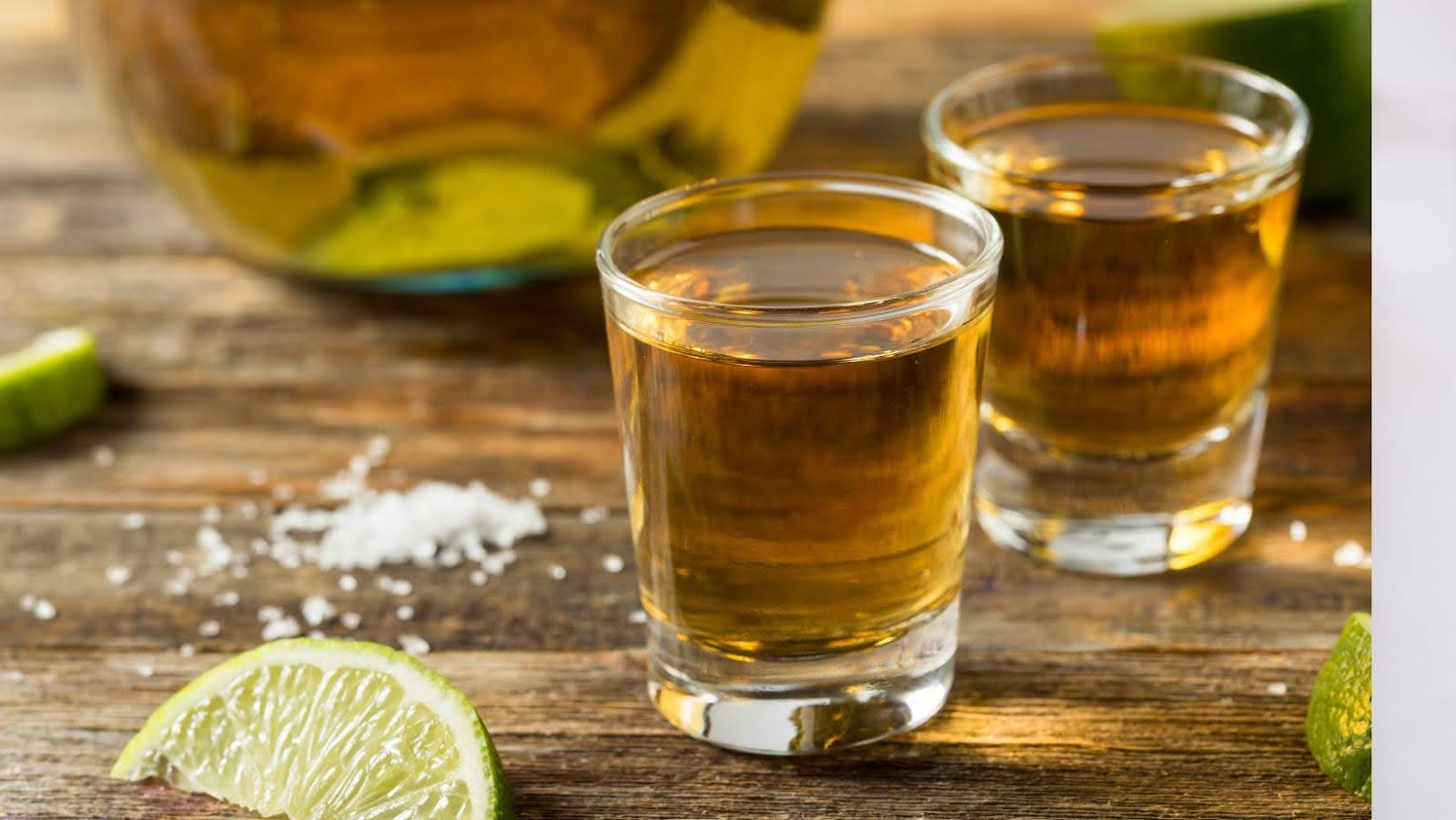 Differences Between Añejo Tequila and Reposado Tequila - Electron Magazine