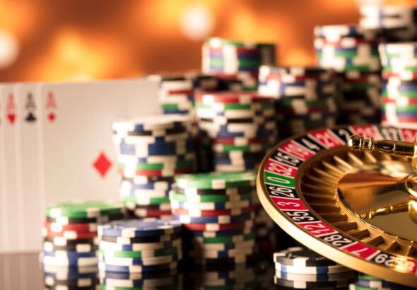 How Gamification and Casino Elements Hook the Modern Mobile User