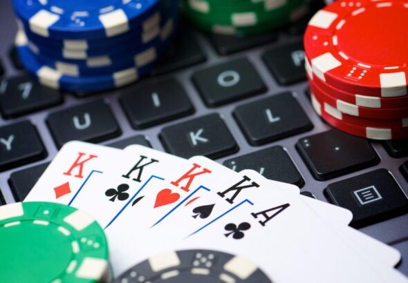 Digital Evolution of Video Poker: Multi-Hand Strategies & Platform Selection